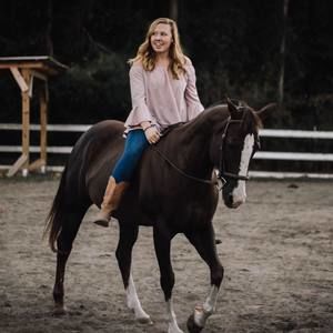 Meet your Posher, Emilie